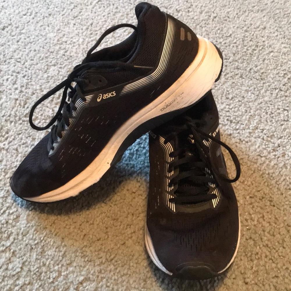 ASICS GT-1000 Men’s running shoes, size 8.5, used